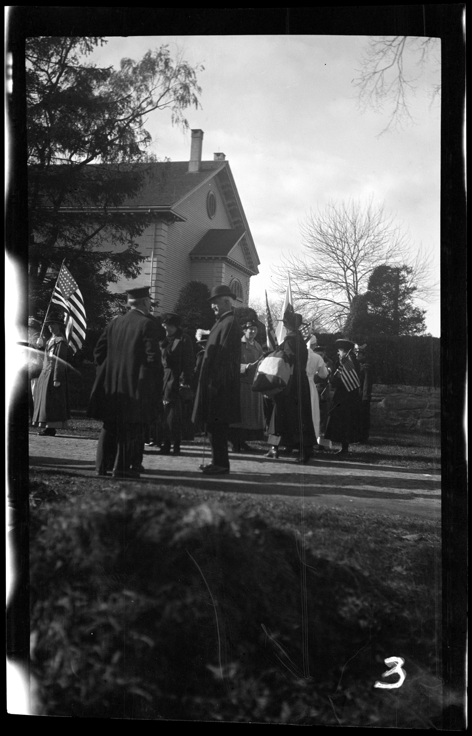 Spectators at the Welcome Home parade, October 18, 1919.