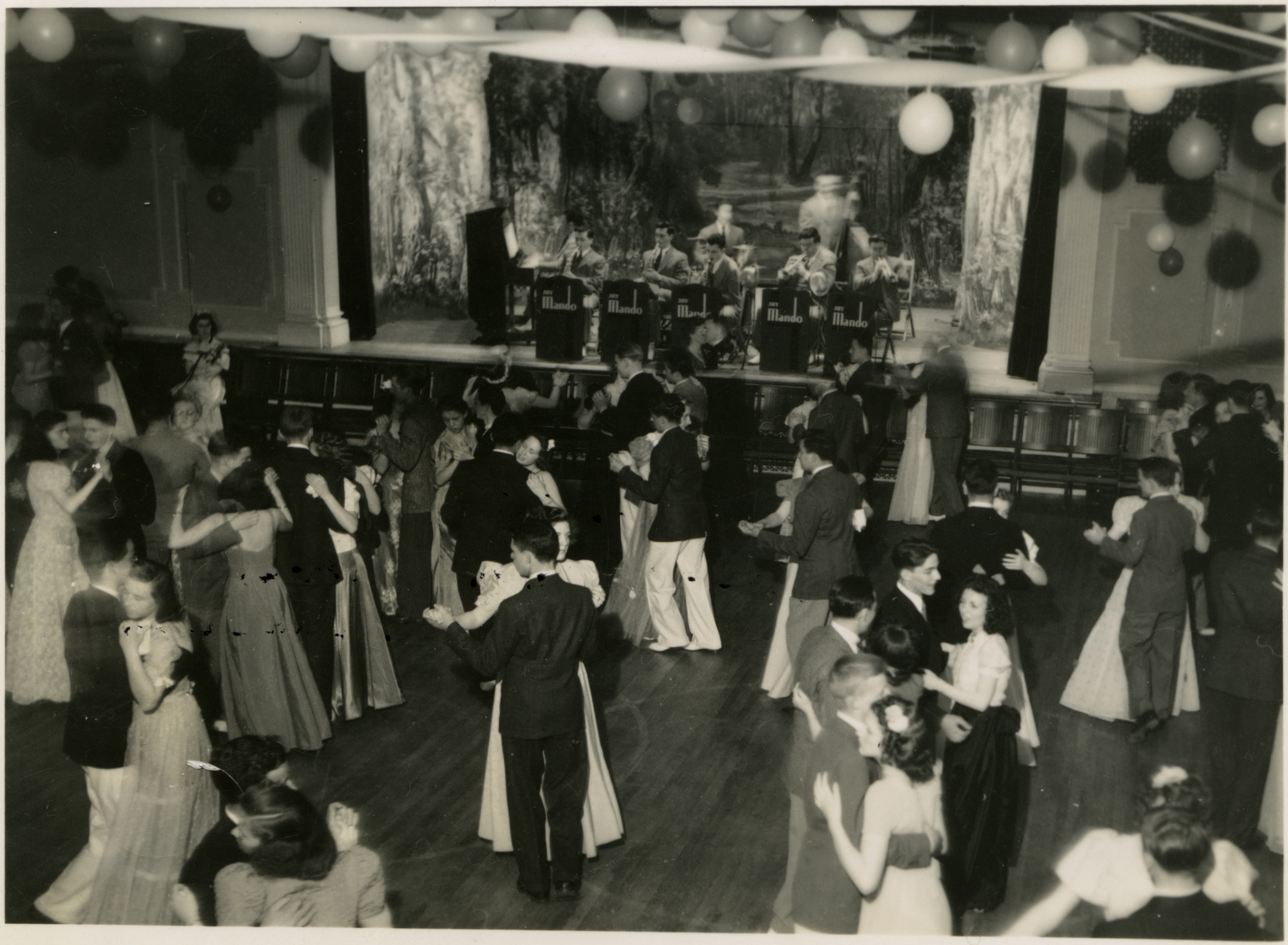 Kingston High School Junior Prom, 1942